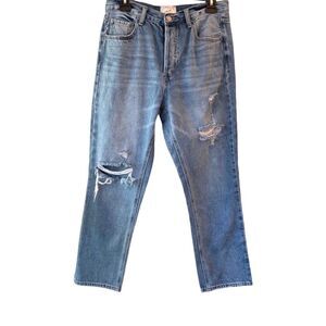 🌻3 for $25 SALE- Twelve OnTwelfth Sofia High Rise Distressed Jeans